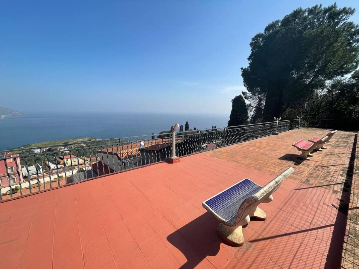 Appartamento Taormina Vista Mare Exterior photo